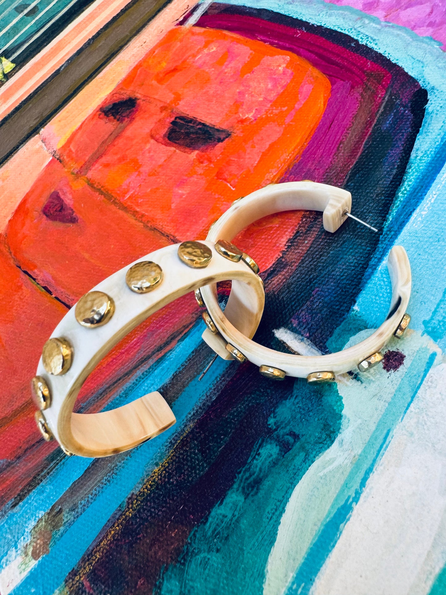 Mod Safari Hoop-Brass Circle Studded